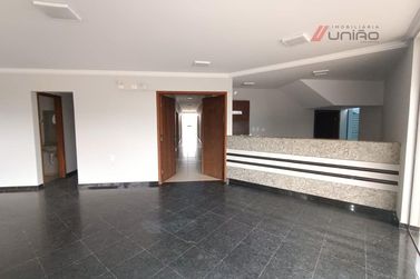 Sal&atilde;o Comercial para alugar - 600m&sup2; - Zona I
