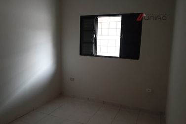 Casa para alugar - 130m&sup2; - Parque Danielle