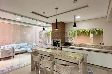 Sobrado &agrave; venda - 227m&sup2; - Condom&iacute;nio Ecoville