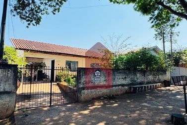 Casa &agrave; venda - 100m&sup2; - Zona V