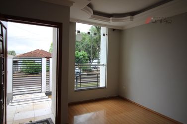 Casa &agrave; venda - 180m&sup2; - Zona V