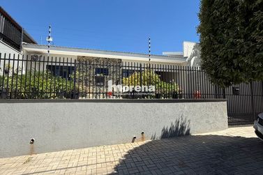 Casa &agrave; venda - 213m&sup2; - Jardim Primavera