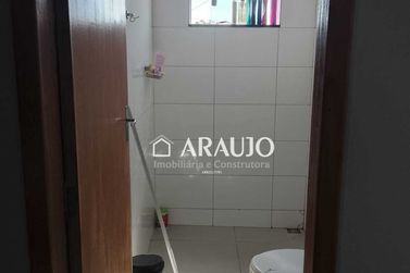 Sobrado &agrave; venda - 251m&sup2; - Jardim Kennedy
