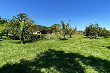 Ch&aacute;cara &agrave; venda - 160m&sup2; - Jardim Pac&iacute;fico