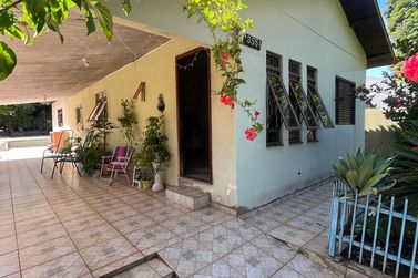 Casa &agrave; venda - 525m&sup2; - Zona V