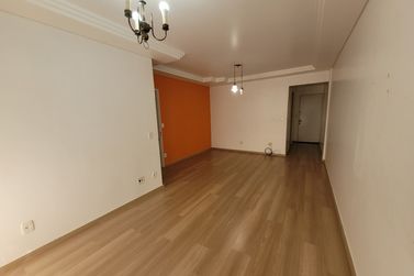 Apartamento para alugar - 89m&sup2; - Zona I