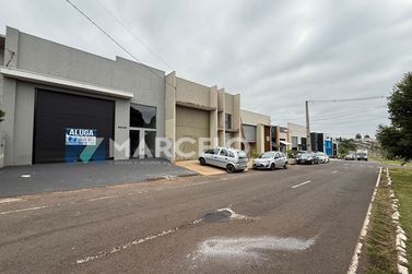 Sal&atilde;o Comercial para alugar - 320m&sup2; - Jardim Birigui
