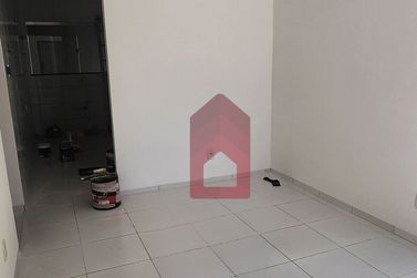 Casa &agrave; venda - 63m&sup2; - Jardim Sakai