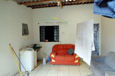 Casa &agrave; venda - 90m&sup2; - CONJUNTO RESIDENCIAL C&Oacute;RREGO LONGE