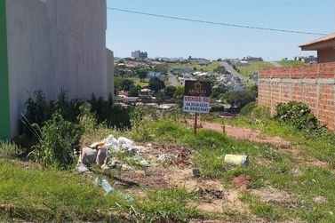 Terreno &agrave; venda - 150m&sup2; - Parque Residencial Montreal