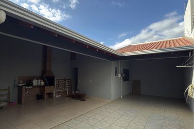 Sobrado &agrave; venda - 180m&sup2; - Jardim Oriente