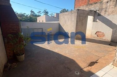 Casa para alugar - Zona V