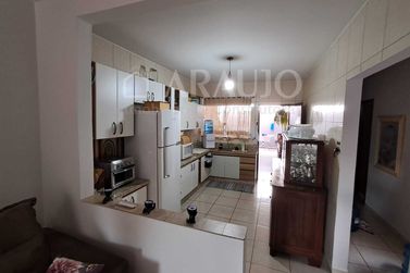 Casa &agrave; venda - 311m&sup2; - Jardim Castelo Branco