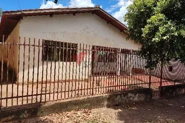 Casa &agrave; venda - Zona VII