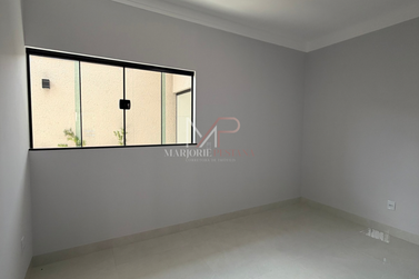 Casa &agrave; venda - 110m&sup2; - Jardim Cima