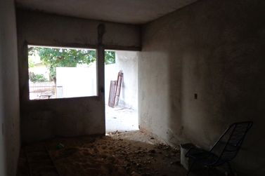 Casa &agrave; venda - 100m&sup2; - Jardim Panorama