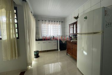 Casa &agrave; venda - 177m&sup2; - JARDIM PETROPOLIS