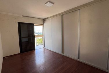 Apartamento &agrave; venda - 128m&sup2; - Zona II