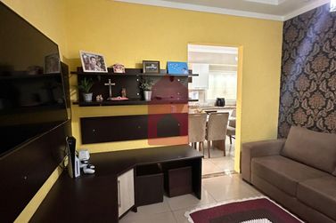 Casa &agrave; venda - 150m&sup2; - Jardim Colibri