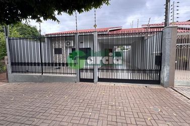 Casa &agrave; venda - 239m&sup2; - Zona I-A