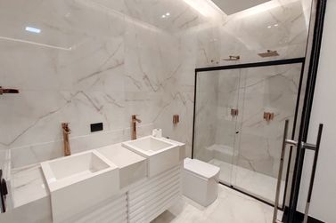 Casa &agrave; venda - 241m&sup2; - Paysage Essenza Condom&iacute;nio