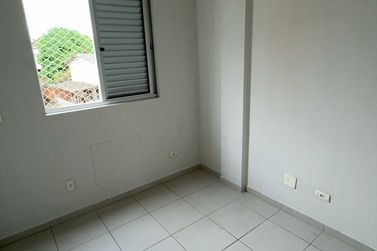 Apartamento para alugar - 70m&sup2; - ZONA I-A