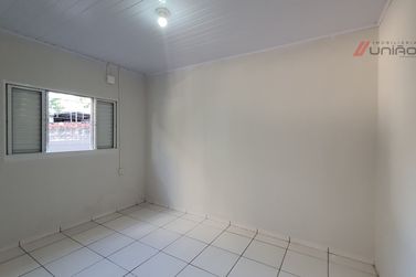 Casa para alugar - 120m&sup2; - Zona I