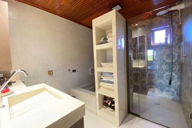 Casa &agrave; venda - 420m&sup2; - Zona I-a