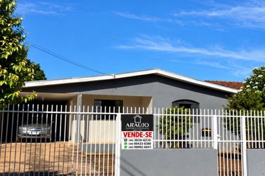Casa &agrave; venda - 134m&sup2; - Zona I