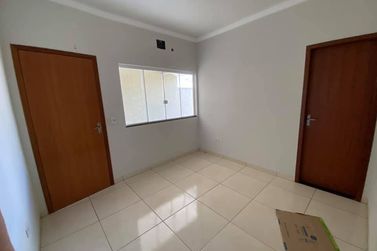 Casa &agrave; venda - 80m&sup2; - Jardim Sakai