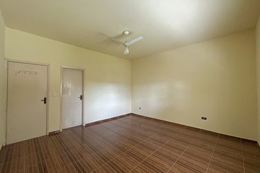 Casa para alugar - 169m&sup2; - JARDIM IGUACU