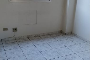 Apartamento para alugar - 30m&sup2; - Zona III