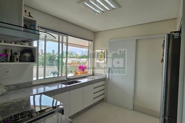 Apartamento &agrave; venda - 126m&sup2; - Zona I