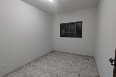 Casa &agrave; venda - Zona III