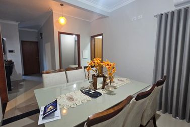 Casa &agrave; venda - 140m&sup2; - PARQUE BANDEIRANTES