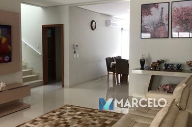 Sobrado &agrave; venda - 280m&sup2; - Zona VI