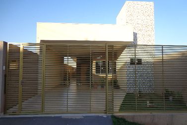 Casa &agrave; venda - 90m&sup2; - Jardim Belo Monte