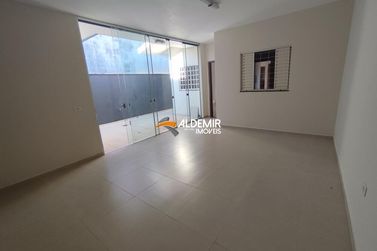 Casa &agrave; venda - 135m&sup2; - Parque Alto da Paran&aacute;