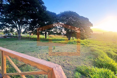 Ch&aacute;cara &agrave; venda - 20000m&sup2; - &Aacute;rea Rural