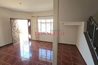 Sobrado &agrave; venda - 250m&sup2; - JARDIM DOS PRINCIPES