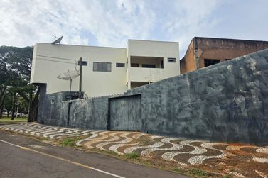 Sal&atilde;o Comercial &agrave; venda - 268m&sup2; - Zona VI