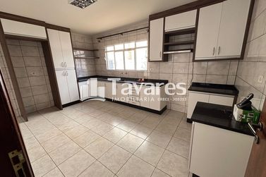Sobrado para alugar - 294m&sup2; - Jardim dos Pr&iacute;ncipes