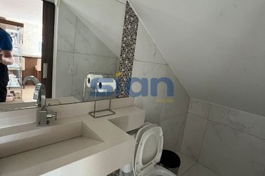 Casa &agrave; venda - 340m&sup2; - 