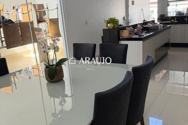 Casa &agrave; venda - 183m&sup2; - Zona III