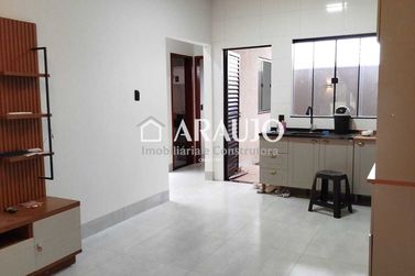 Casa &agrave; venda - 69m&sup2; - Jardim  Santiago
