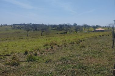 S&iacute;tio &agrave; venda - 16000m&sup2; - Antartica