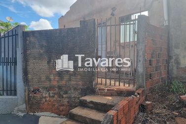 Terreno &agrave; venda - 426m&sup2; - Jardim Panorama