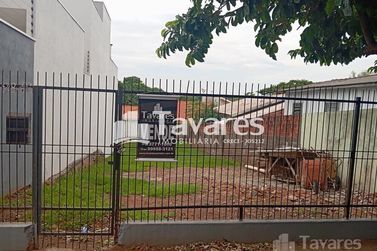 Terreno &agrave; venda - 225m&sup2; - Jardim Igua&ccedil;u