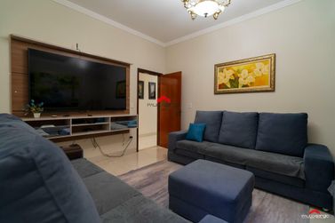 Sobrado &agrave; venda - 600m&sup2; - Zona II