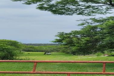 Ch&aacute;cara &agrave; venda - 